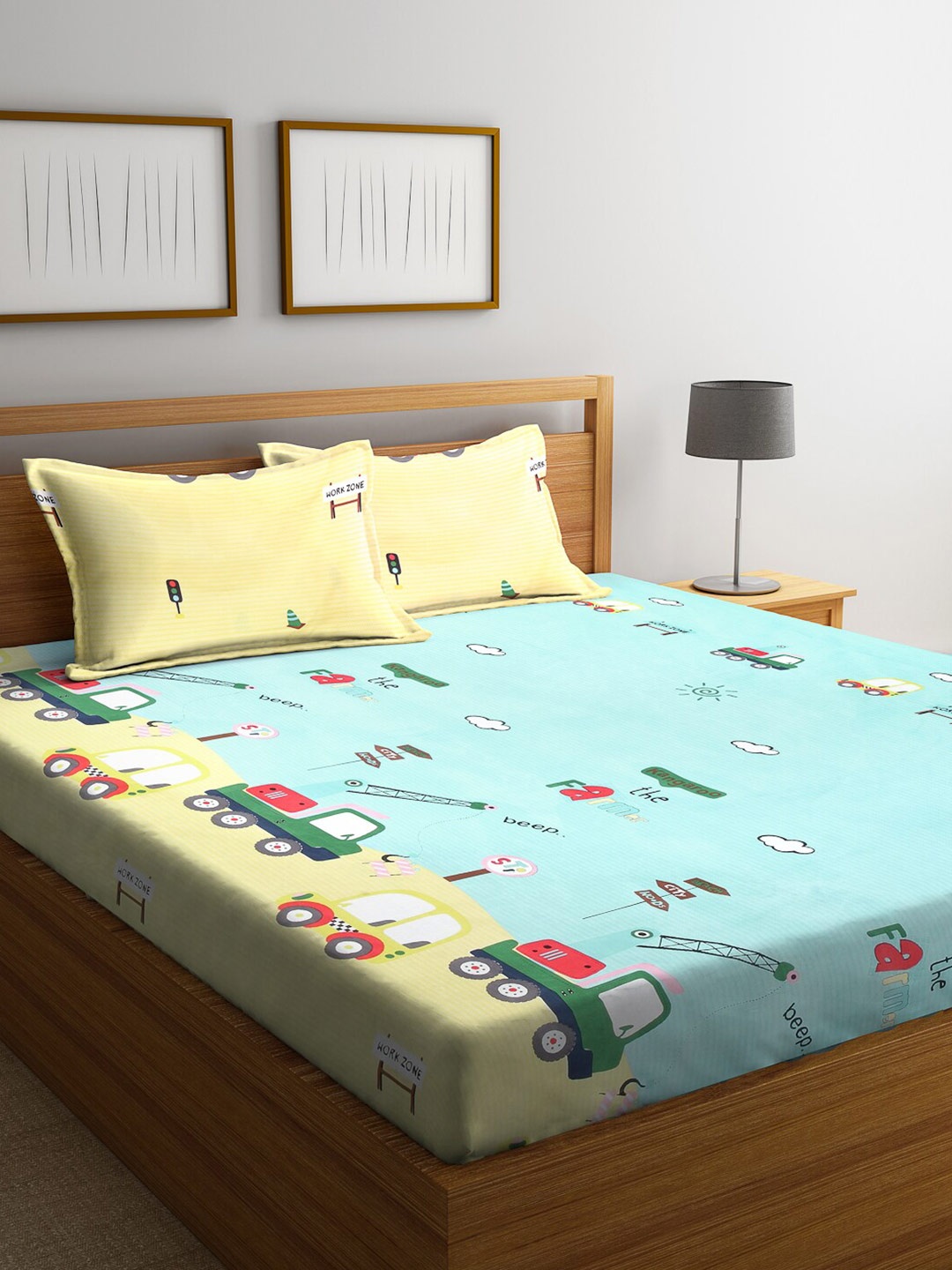 Arrabi Multicoloured Graphic Printed 300 TC King Bedsheet with 2 Pillow Covers, Multi
Arrabi Multicoloured Graphic Printed 300 TC King Bedsheet with 2 Pillow Covers, Multi