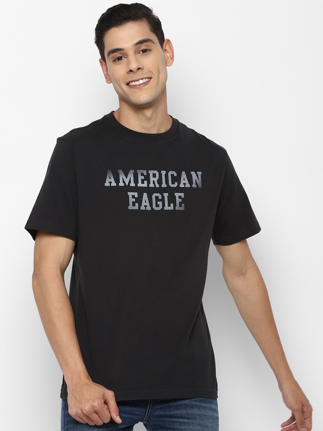 AMERICAN EAGLE OUTFITTERS Men Black Typography Printed T-shirt