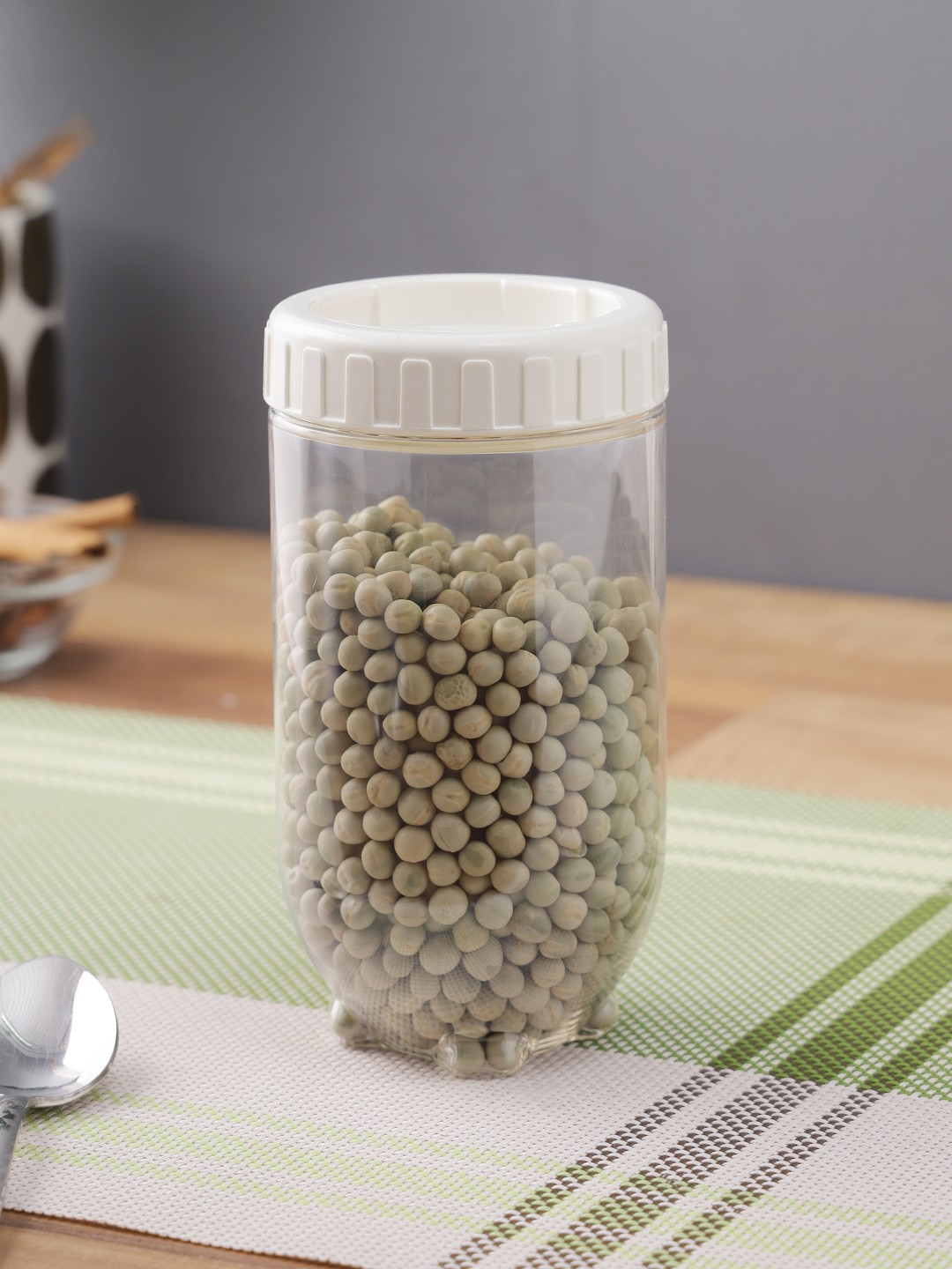Lock & Lock Transparent Interlock Round Refrigerator Storage Container With Lid 500 ml
Lock & Lock Transparent Interlock Round Refrigerator Storage Container With Lid 500 ml