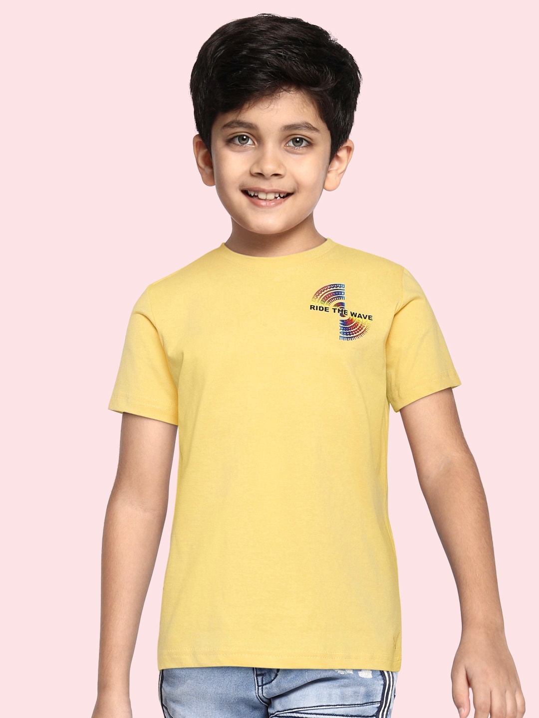 HRX by Hrithik Roshan U-17 Lifestyle Boys Lemon Drop Cotton Bio-Wash Typography Tshirts, Yellow
HRX by Hrithik Roshan U-17 Lifestyle Boys Lemon Drop Cotton Bio-Wash Typography Tshirts, Yellow