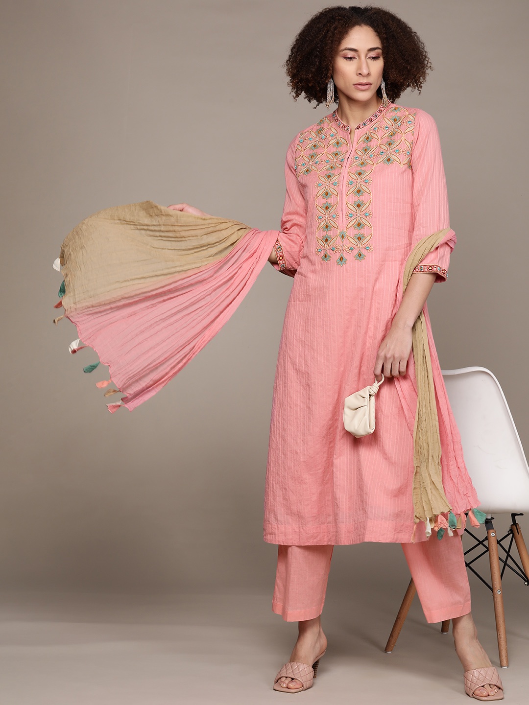 Ritu Kumar Women Pink Floral Yoke Design Regular Pure Cotton Kurta with Palazzos & With Dupatta
Ritu Kumar Women Pink Floral Yoke Design Regular Pure Cotton Kurta with Palazzos & With Dupatta