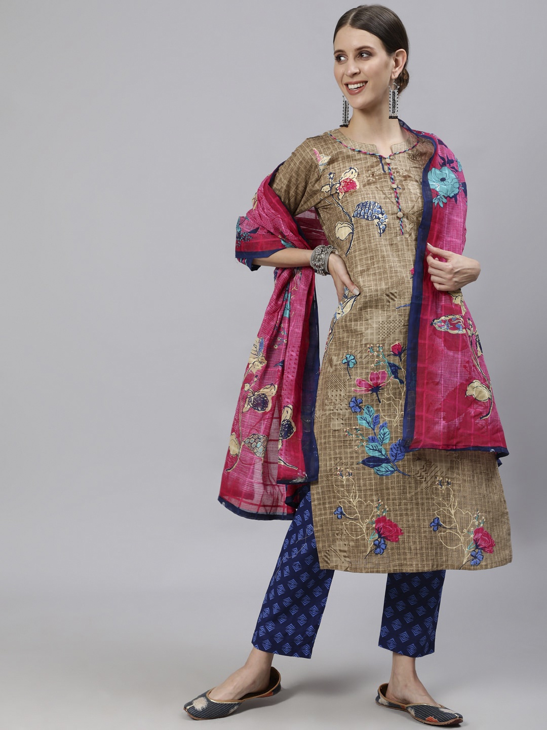 Ishin Women Beige Ethnic Motifs Printed Empire Pure Cotton Kurta with Trousers & Dupatta
Ishin Women Beige Ethnic Motifs Printed Empire Pure Cotton Kurta with Trousers & Dupatta