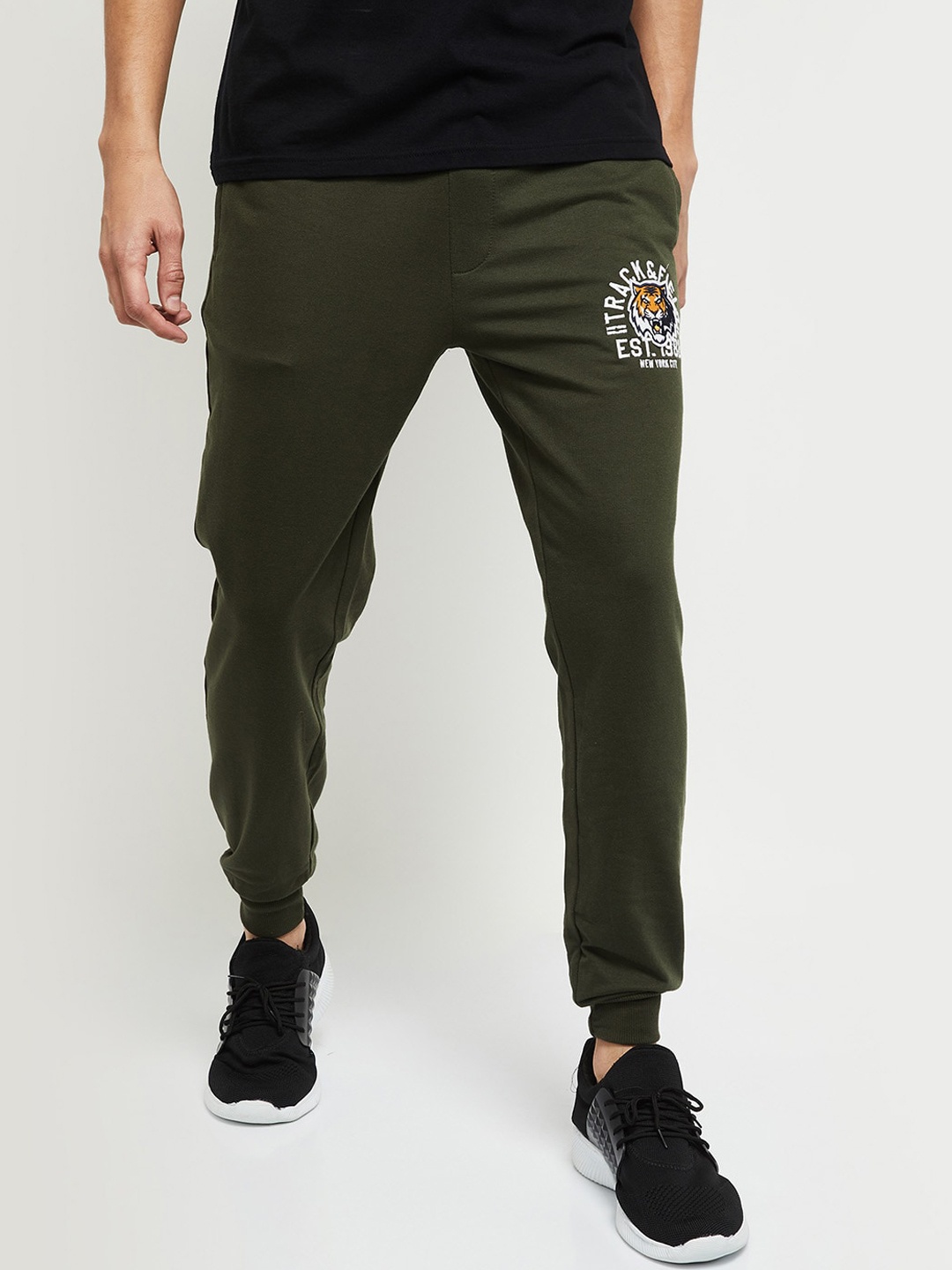 max Men Olive Green Joggers Trousers