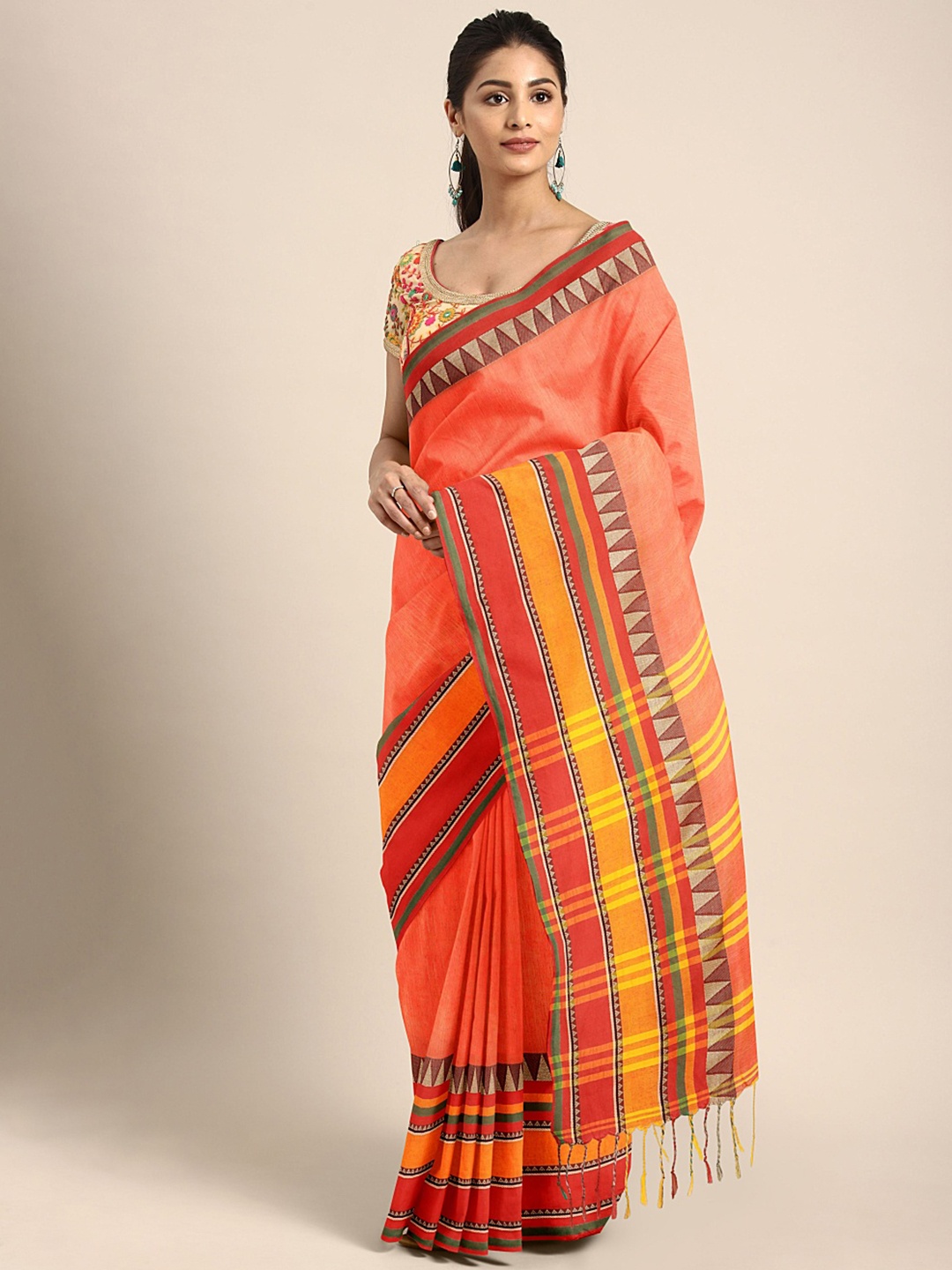 Kalakari India Orange & Red Woven Design Kutchi Embroidery Pure Cotton Jamdani Saree
Kalakari India Orange & Red Woven Design Kutchi Embroidery Pure Cotton Jamdani Saree
