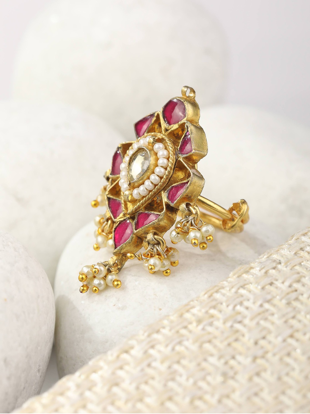 Priyaasi Pink & White Brass Gold-Plated Kundan-Studded Handcrafted Adjustable Finger Ring
Priyaasi Pink & White Brass Gold-Plated Kundan-Studded Handcrafted Adjustable Finger Ring