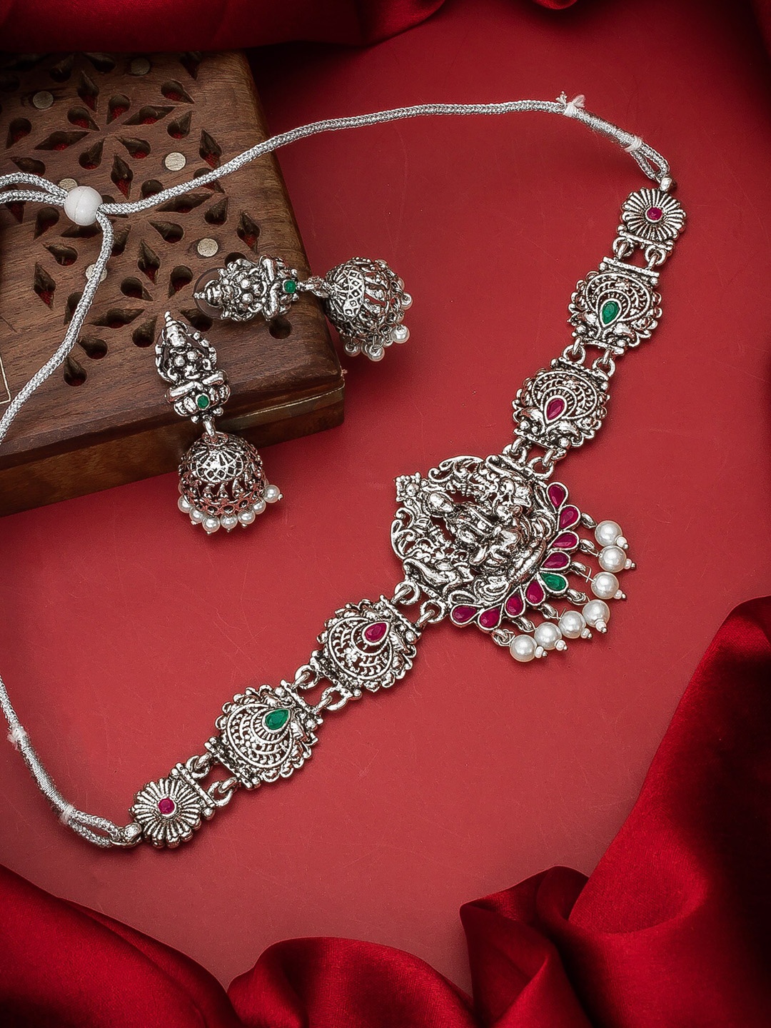 aadita Pink & Green-Toned Silver-Plated Stone Studded Oxidised Necklace With Earrings
aadita Pink & Green-Toned Silver-Plated Stone Studded Oxidised Necklace With Earrings