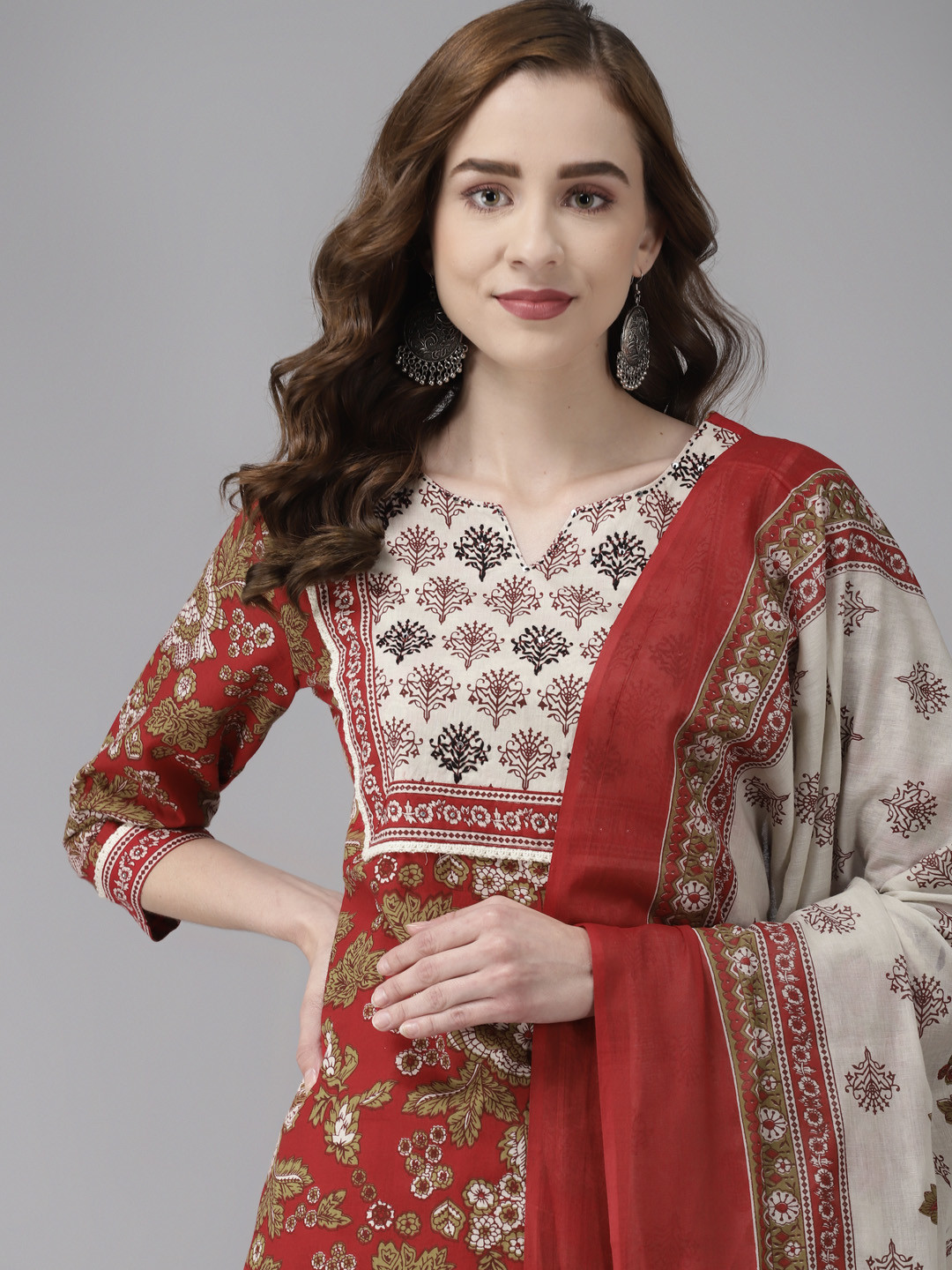 Yufta Women Maroon Floral Printed Regular Thread Work Pure Cotton Kurta with Palazzos & With Dupatta
Yufta Women Maroon Floral Printed Regular Thread Work Pure Cotton Kurta with Palazzos & With Dupatta
