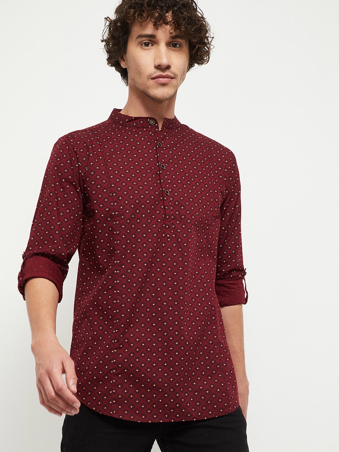 max Men Maroon & Black Geometric Printed Thread Work Kurta
