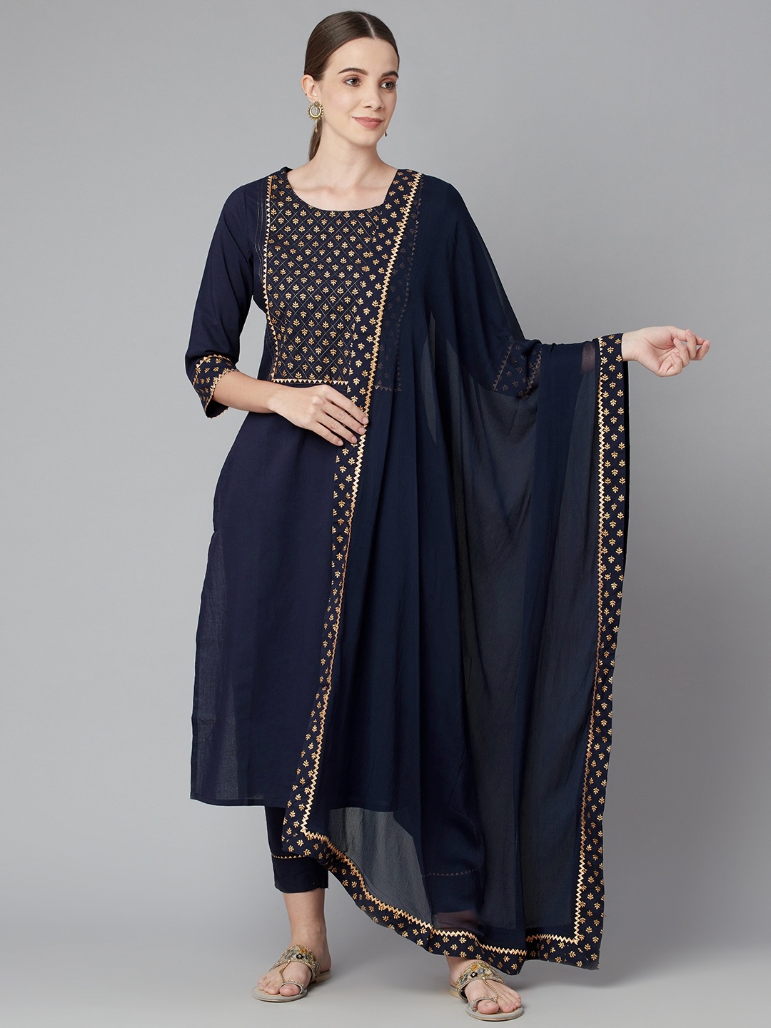 Divena Women Blue Floral Printed Regular Gotta Patti Pure Cotton Kurta with Trousers & With Dupatta
Divena Women Blue Floral Printed Regular Gotta Patti Pure Cotton Kurta with Trousers & With Dupatta