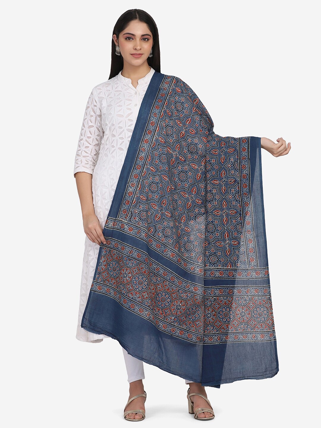THE WEAVE TRAVELLER Blue & Rust Ethnic Motifs Printed Pure Cotton Block Print Dupatta
THE WEAVE TRAVELLER Blue & Rust Ethnic Motifs Printed Pure Cotton Block Print Dupatta