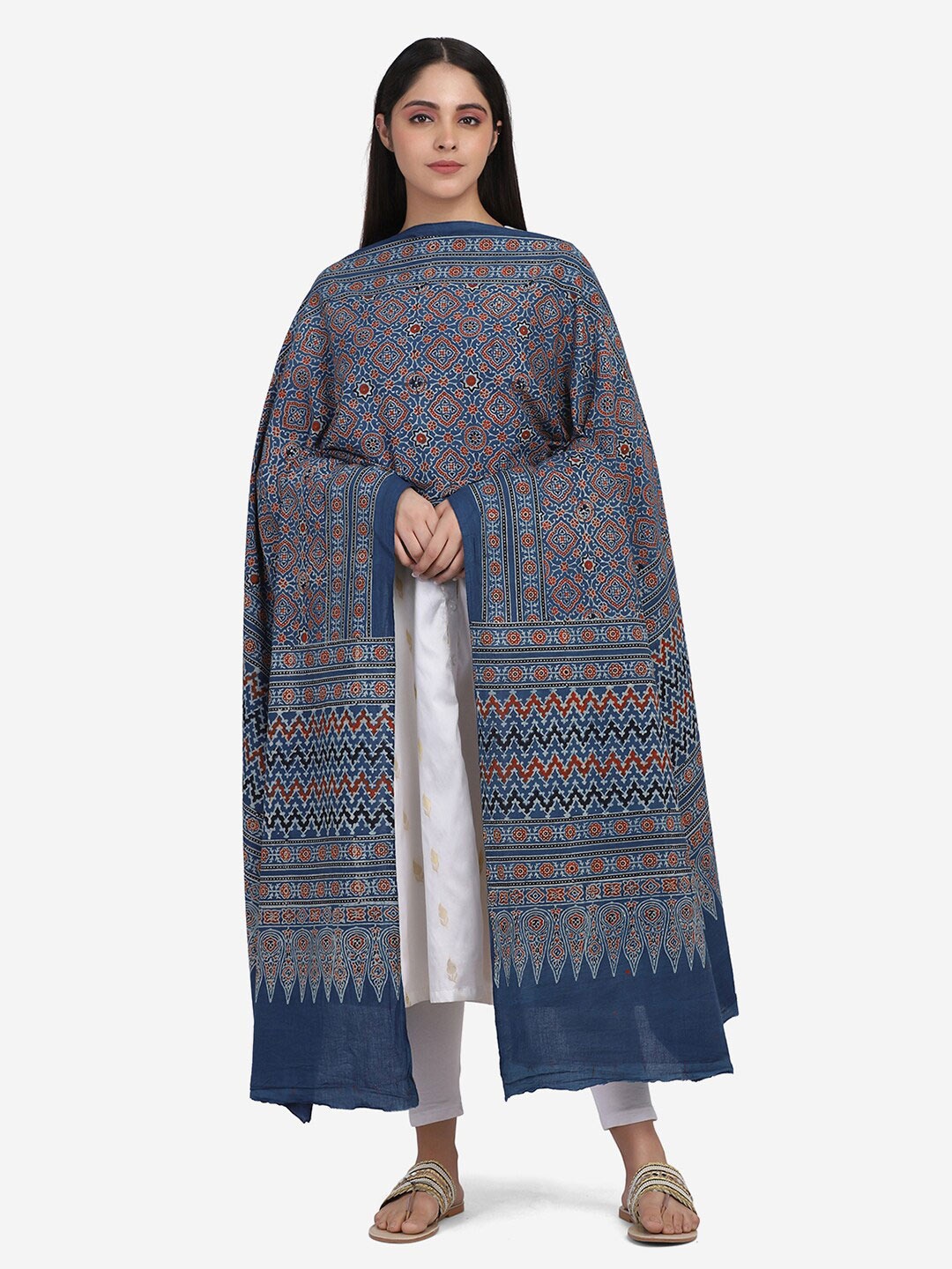 THE WEAVE TRAVELLER Blue & Rust Ethnic Motifs Printed Pure Cotton Block Print Dupatta
THE WEAVE TRAVELLER Blue & Rust Ethnic Motifs Printed Pure Cotton Block Print Dupatta