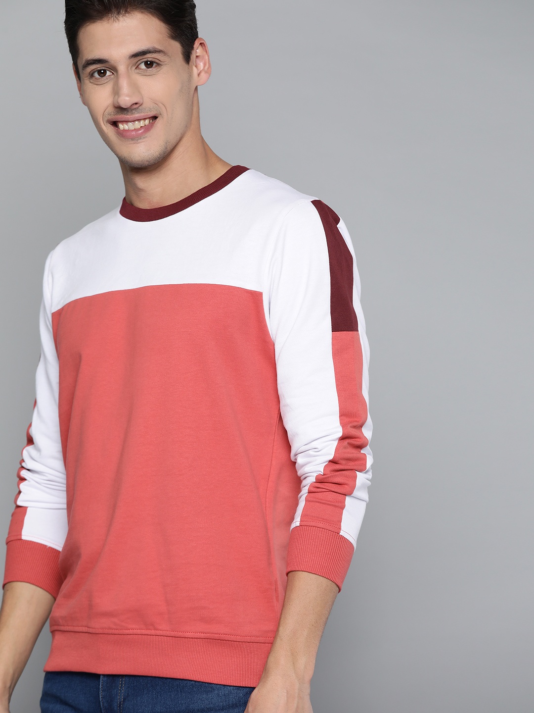 Mast & Harbour Men Peach-Coloured & White Pure Cotton Colourblocked Sweatshirt
Mast & Harbour Men Peach-Coloured & White Pure Cotton Colourblocked Sweatshirt