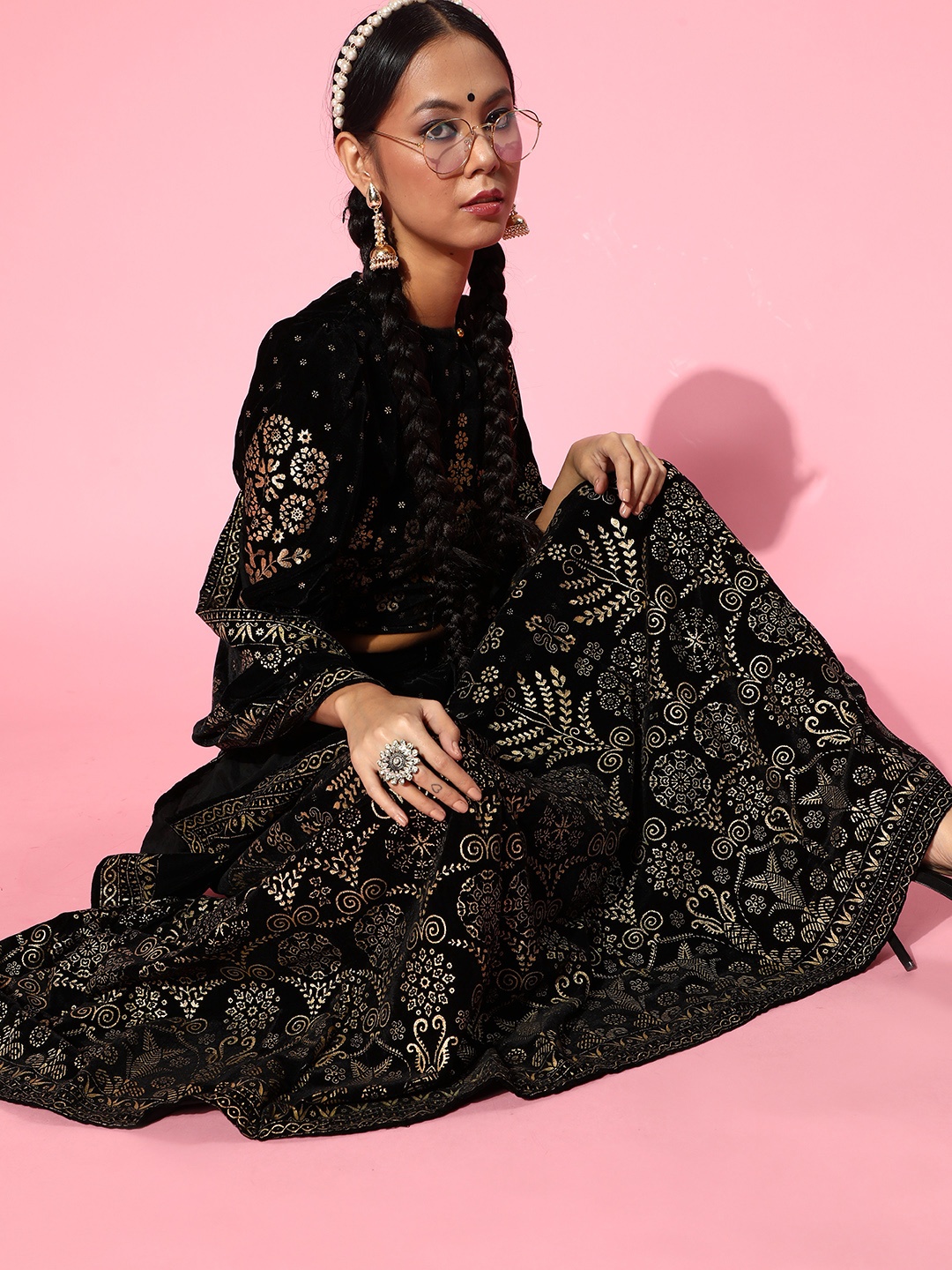 Juniper Black & Gold-Toned Printed Foil Print Ready to Wear Lehenga & Blouse With Dupatta
Juniper Black & Gold-Toned Printed Foil Print Ready to Wear Lehenga & Blouse With Dupatta