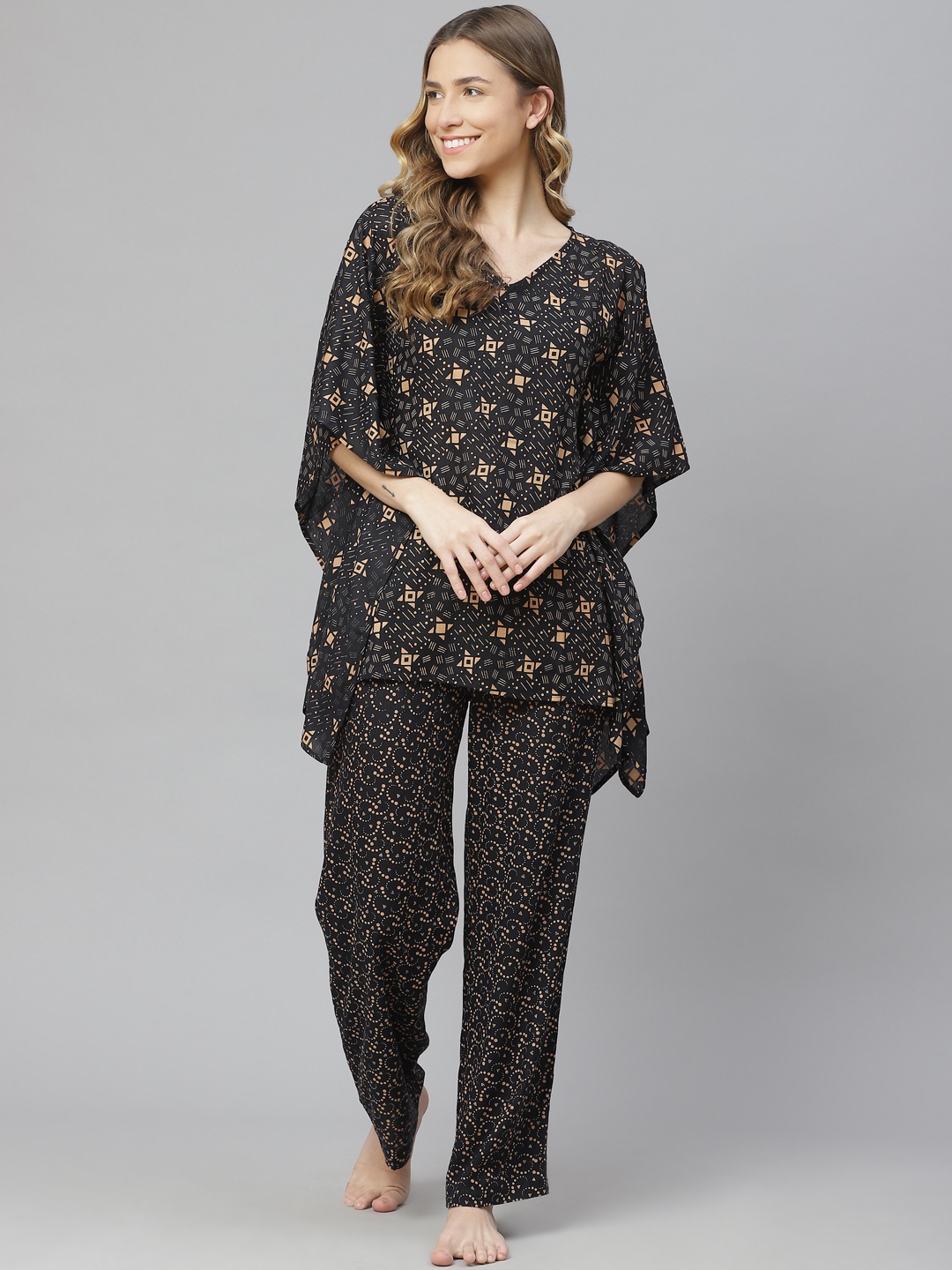 Cottinfab Women Black & Beige Printed Night suit