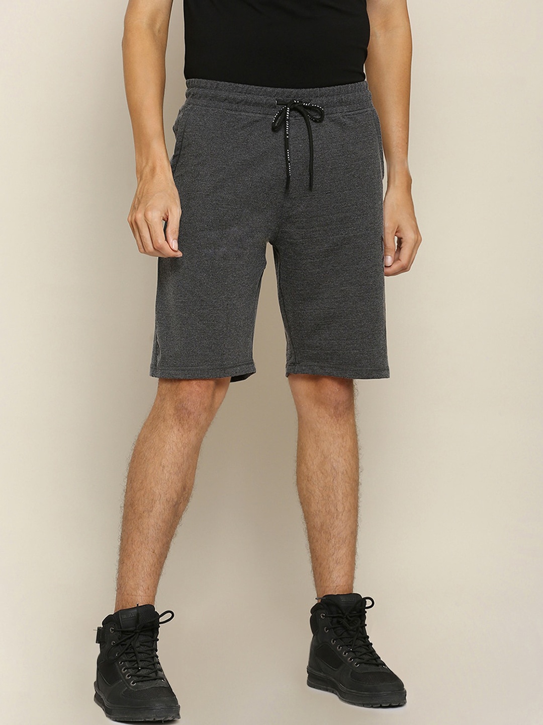 Street Armor by Pantaloons Men Grey Solid Regular Shorts
