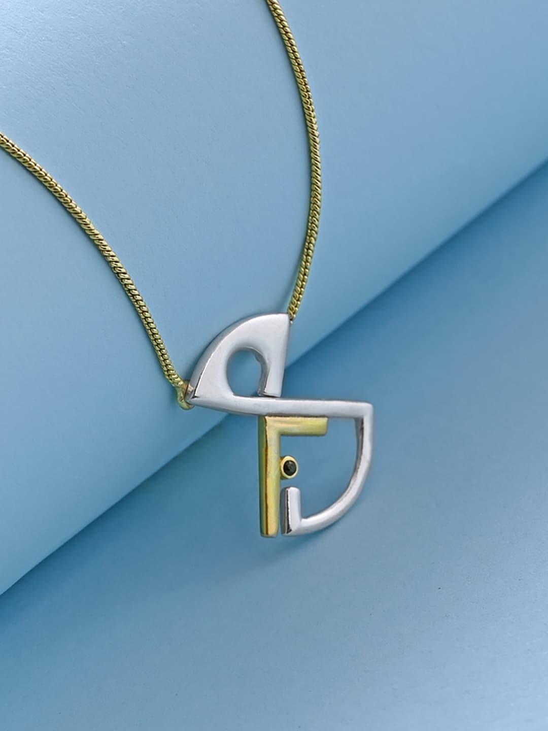 Mikoto by FableStreet Woman Gold-Toned & Silver-Toned Brass Gold-Plated Necklace
Mikoto by FableStreet Woman Gold-Toned & Silver-Toned Brass Gold-Plated Necklace
