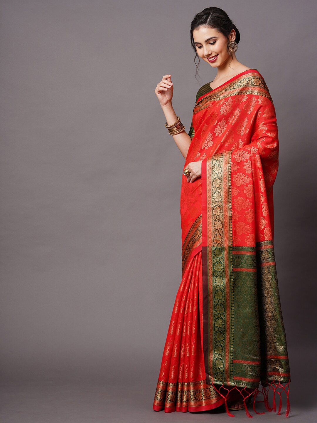 Mitera Red & Green Gold-Toned Floral Woven Design Saree