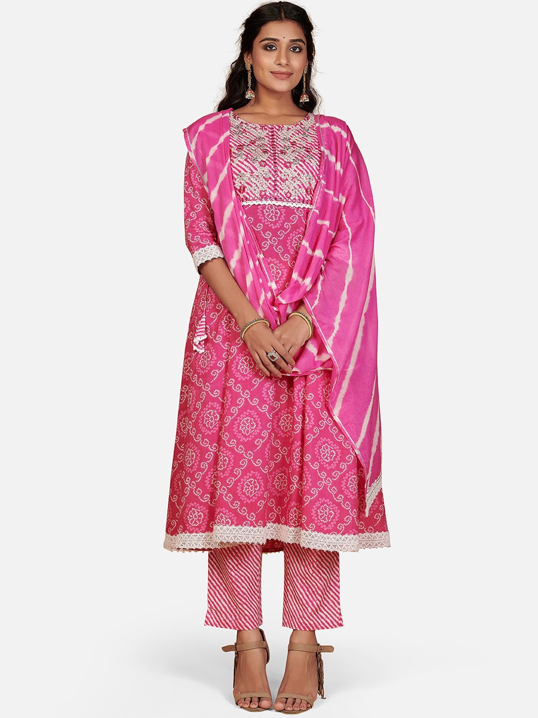Vbuyz Women Pink Ethnic Motifs Printed Empire Thread Work Pure Cotton Kurta with Trousers & With Dupatta
Vbuyz Women Pink Ethnic Motifs Printed Empire Thread Work Pure Cotton Kurta with Trousers & With Dupatta