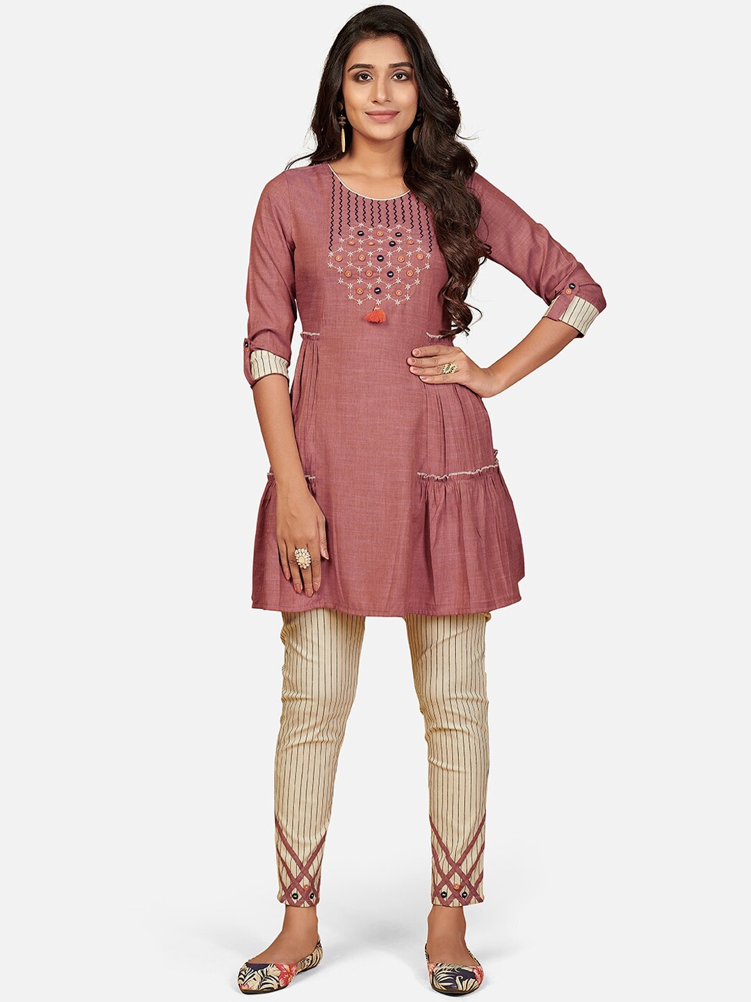 Vbuyz Women Pink Ethnic Motifs Embroidered Regular Pure Cotton Kurti with Trousers & With Dupatta
Vbuyz Women Pink Ethnic Motifs Embroidered Regular Pure Cotton Kurti with Trousers & With Dupatta