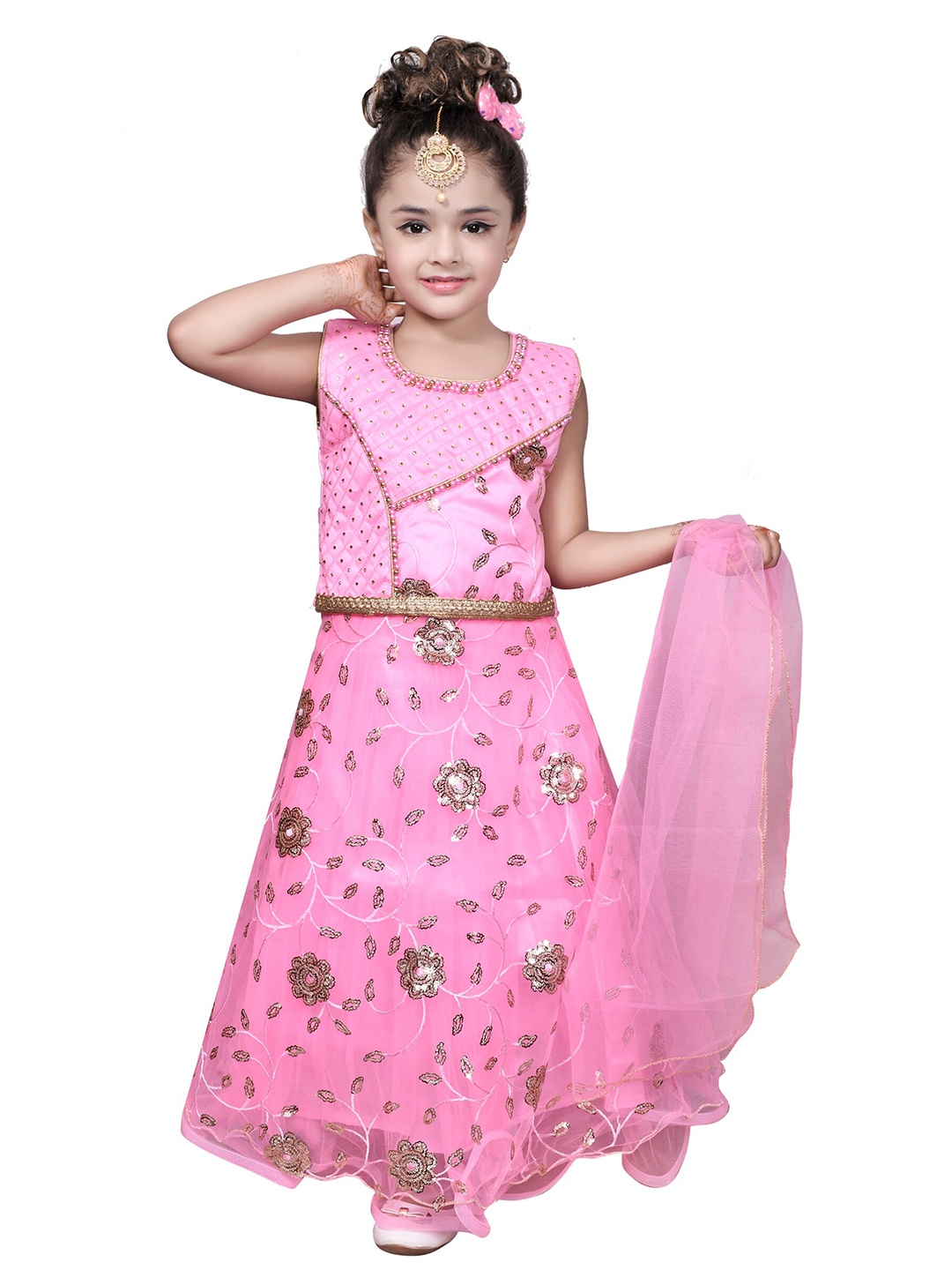 SKY HEIGHTS Girls Pink Embellished Beads and Stones Foil Print Ready to Wear Lehenga & Blouse With Dupatta
SKY HEIGHTS Girls Pink Embellished Beads and Stones Foil Print Ready to Wear Lehenga & Blouse With Dupatta