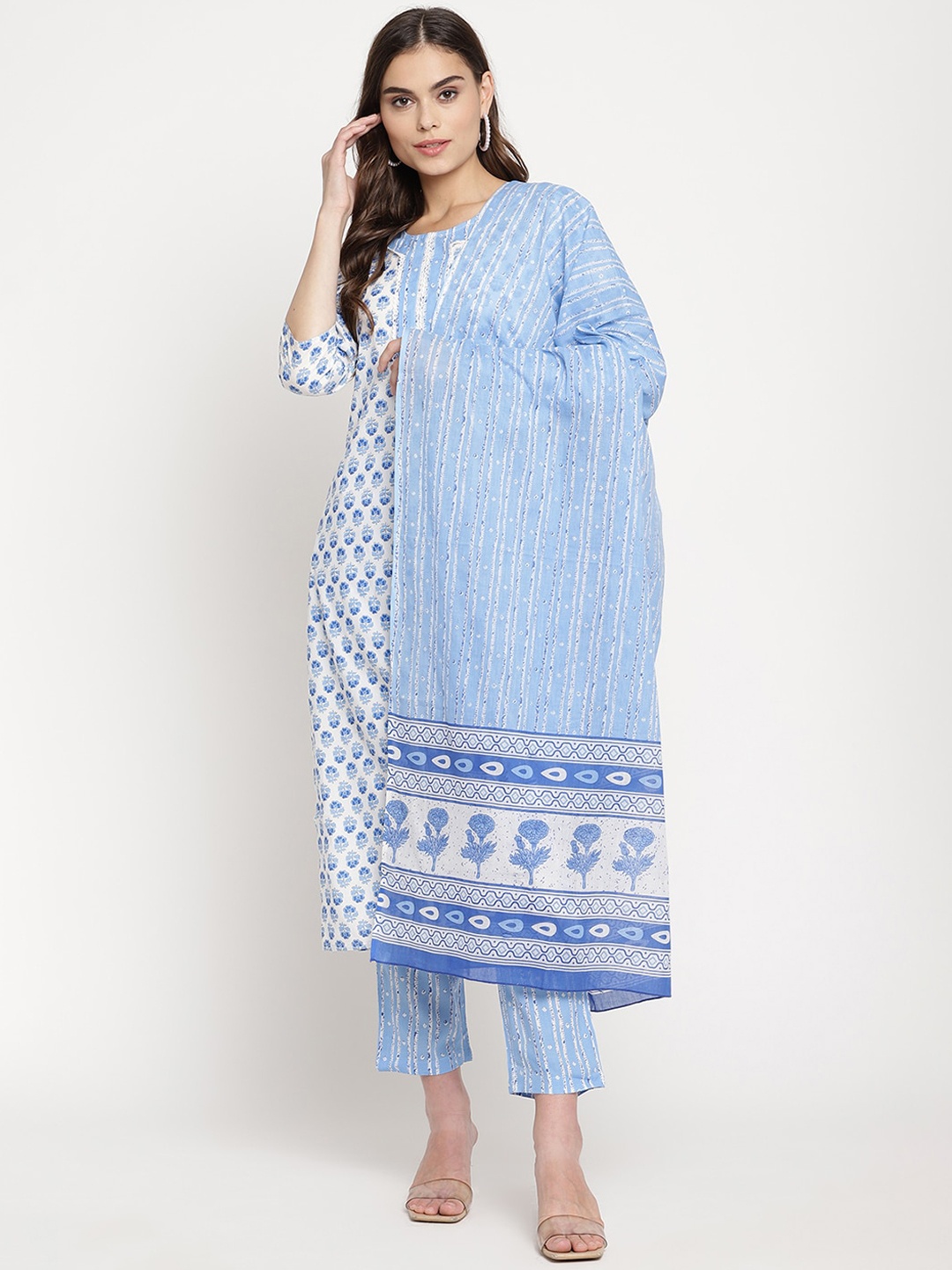 Sringam Women White Floral Printed Regular Kurta with Trousers & With Dupatta
Sringam Women White Floral Printed Regular Kurta with Trousers & With Dupatta