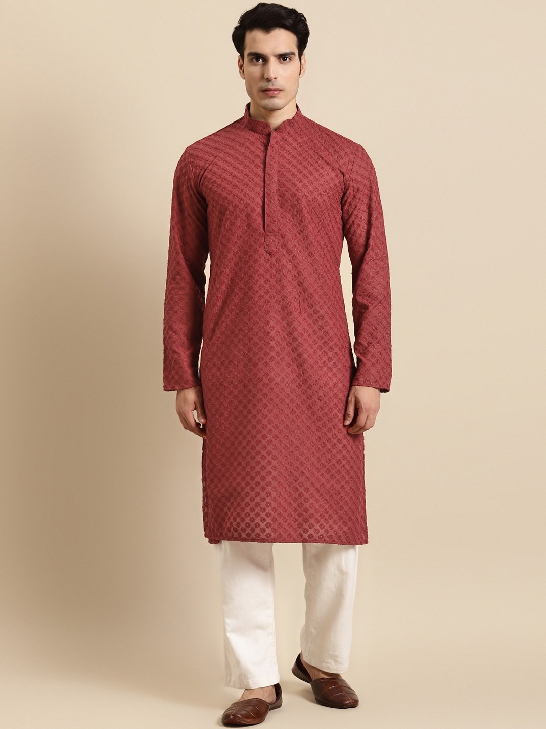 RAJUBHAI HARGOVINDAS Men Maroon & Off White Chikankari Pure Cotton Kurta With Pyjamas
RAJUBHAI HARGOVINDAS Men Maroon & Off White Chikankari Pure Cotton Kurta With Pyjamas
