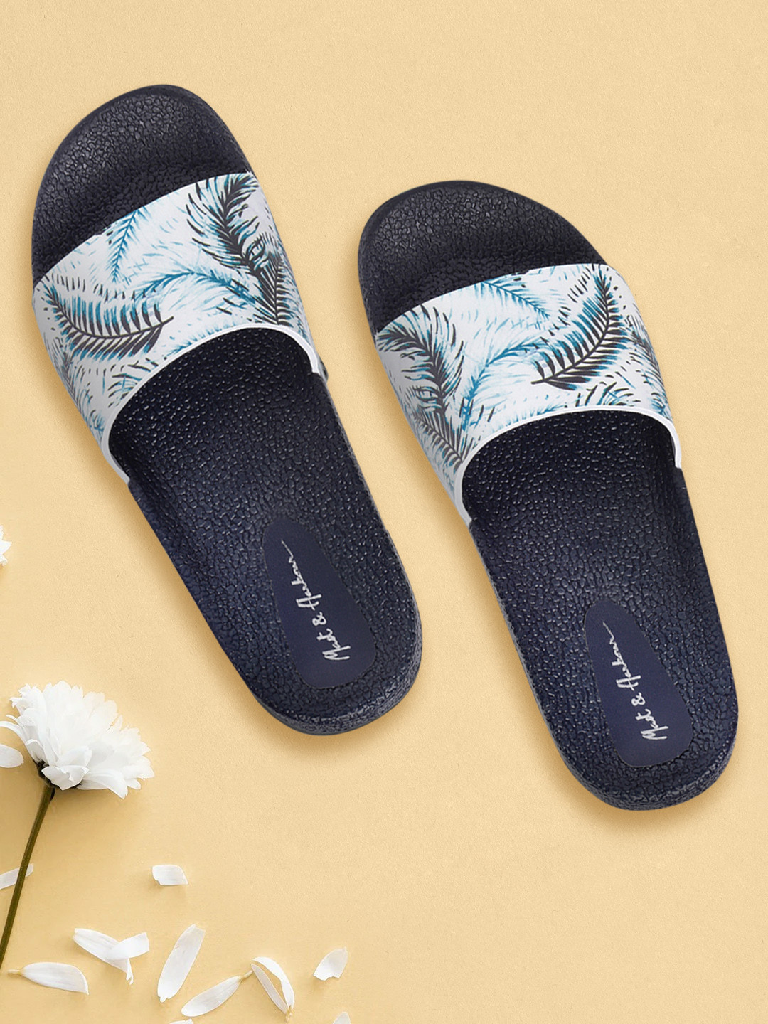 Mast & Harbour Women White & Blue Printed Sliders
Mast & Harbour Women White & Blue Printed Sliders