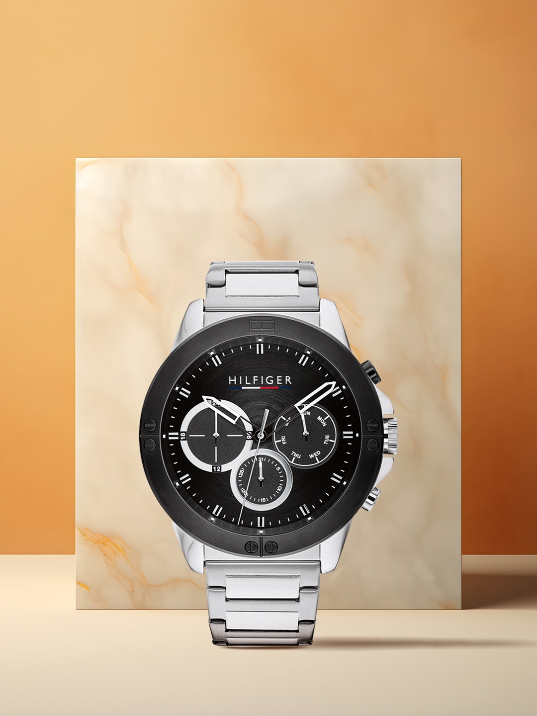 Tommy Hilfiger Men Black Dial & Silver Toned Stainless Steel Analogue Watch TH1791890
Tommy Hilfiger Men Black Dial & Silver Toned Stainless Steel Analogue Watch TH1791890