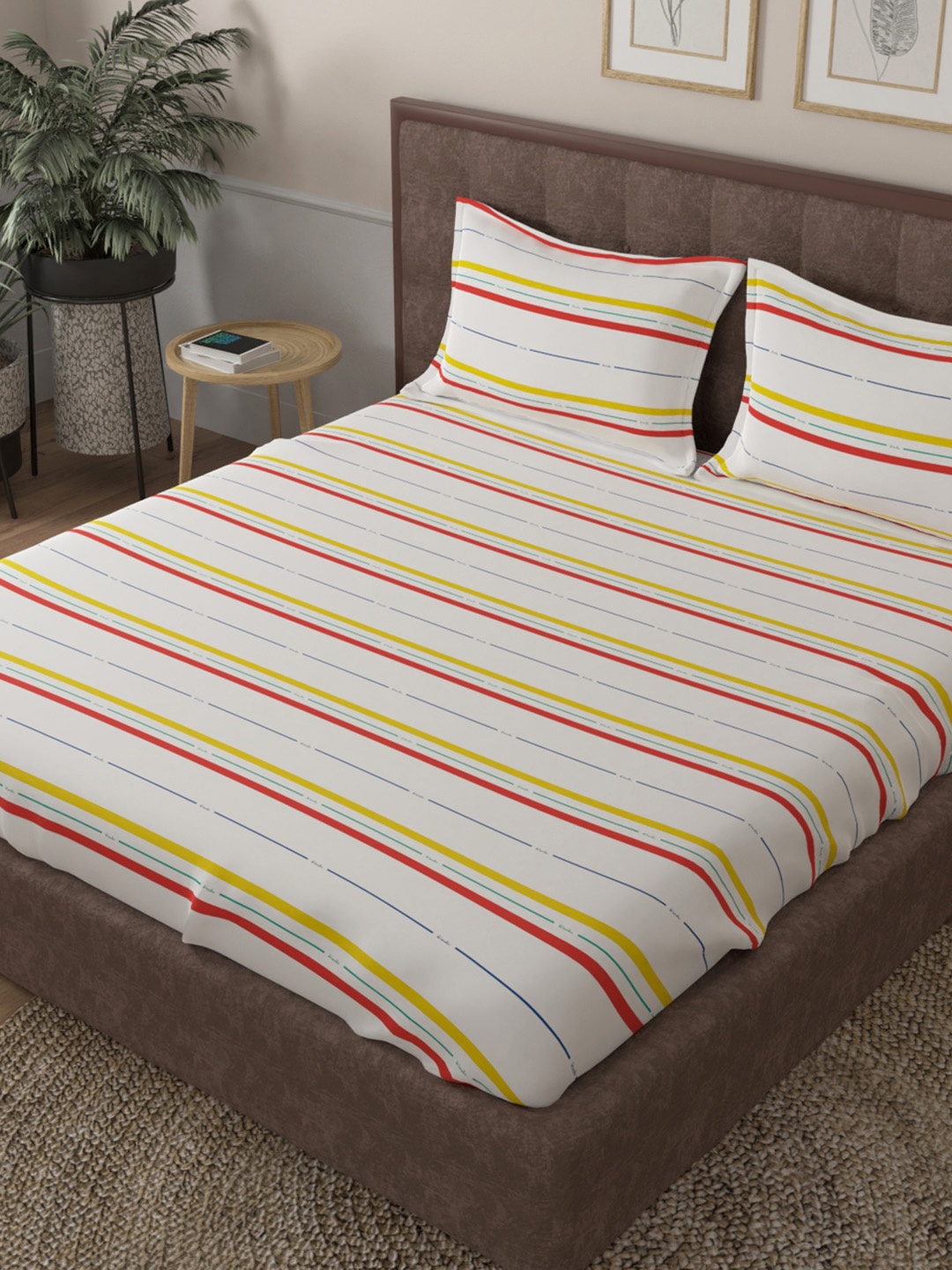 United Colors of Benetton White & Orange Pure Cotton King Bedsheet with 2 Pillow Covers
United Colors of Benetton White & Orange Pure Cotton King Bedsheet with 2 Pillow Covers