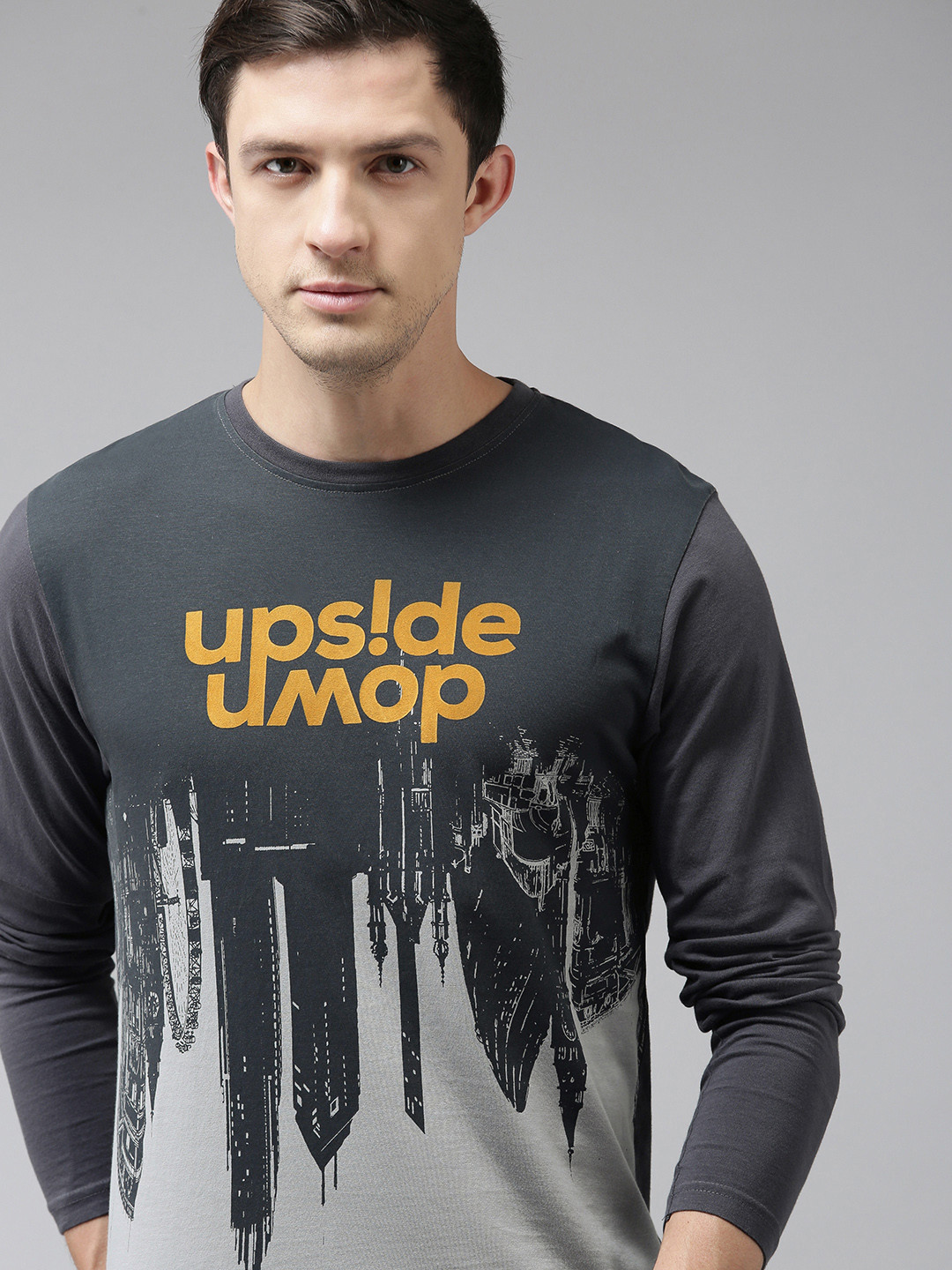 BEAT LONDON by PEPE JEANS Men Grey Printed Pure Cotton Slim Fit Pure Cotton T-shirt
BEAT LONDON by PEPE JEANS Men Grey Printed Pure Cotton Slim Fit Pure Cotton T-shirt