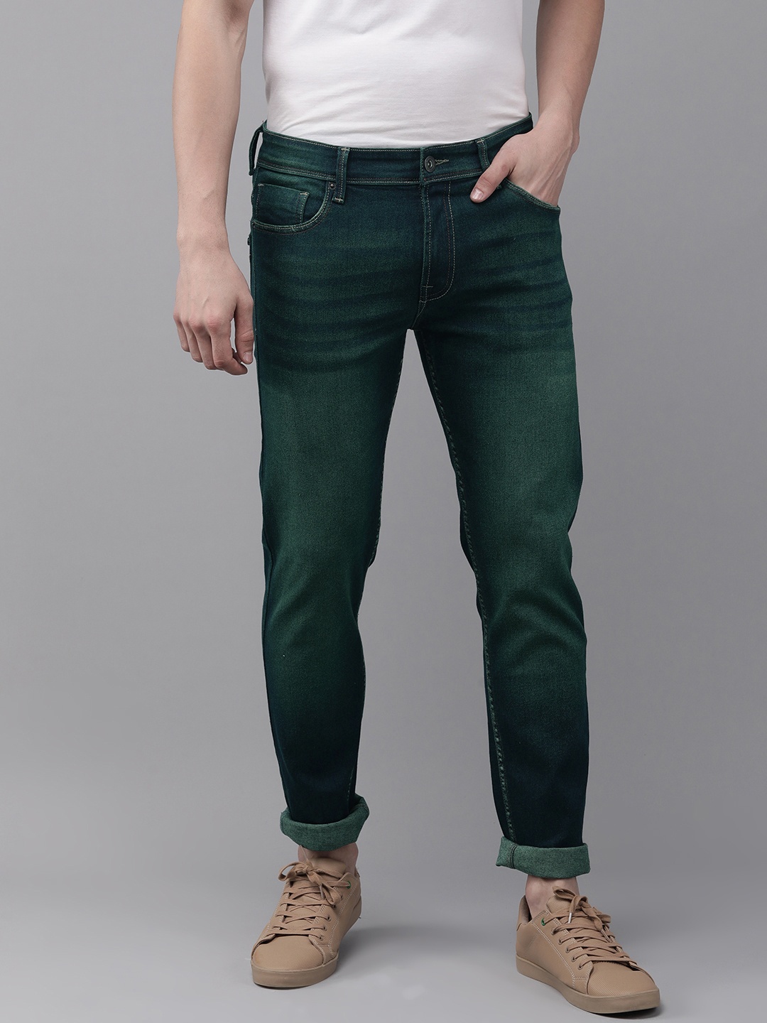BEAT LONDON by PEPE JEANS Men Blue Vapour Tapered Fit Low-Rise Light Fade Stretchable Jeans
BEAT LONDON by PEPE JEANS Men Blue Vapour Tapered Fit Low-Rise Light Fade Stretchable Jeans