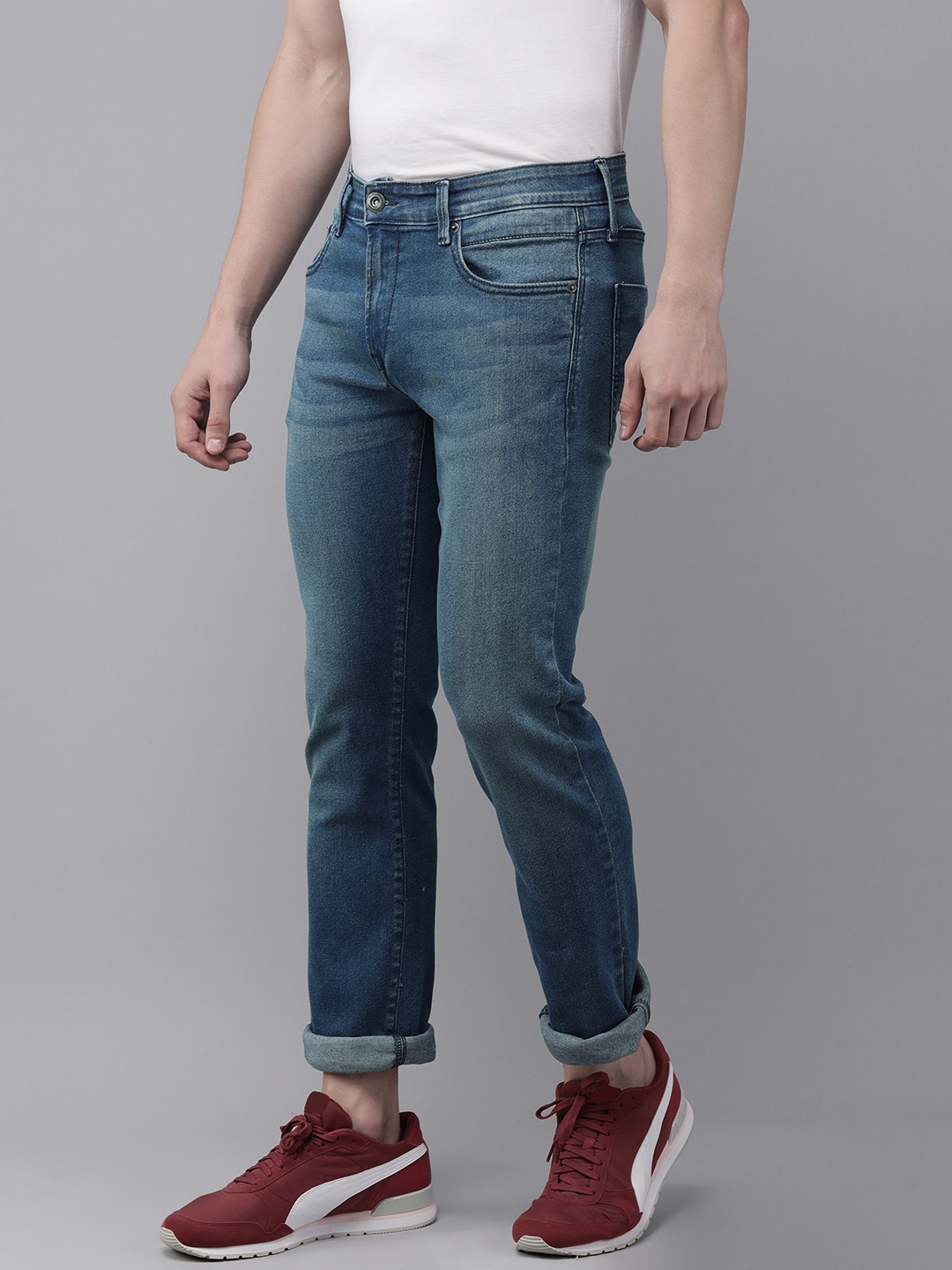 BEAT LONDON by PEPE JEANS Men Blue Slim Fit RYAN IP Low-Rise Light Fade Stretchable Jeans
BEAT LONDON by PEPE JEANS Men Blue Slim Fit RYAN IP Low-Rise Light Fade Stretchable Jeans