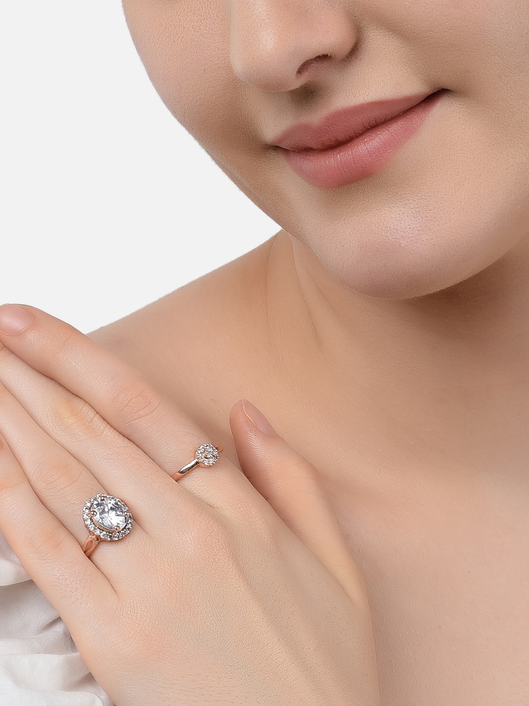 Zaveri Pearls Rose Gold & White Set of 2 Cubic Zirconia Studded Adjustable Finger Rings
Zaveri Pearls Rose Gold & White Set of 2 Cubic Zirconia Studded Adjustable Finger Rings