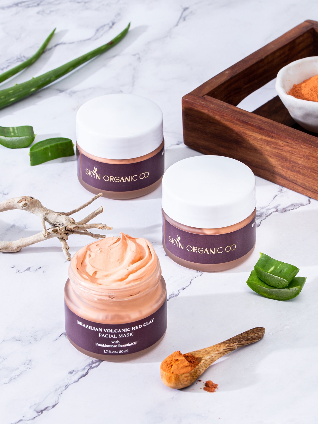 Skyn Organic Co. Brazilian Volcanic Red Clay Facial Mask with Frankincense Essential Oil
Skyn Organic Co. Brazilian Volcanic Red Clay Facial Mask with Frankincense Essential Oil