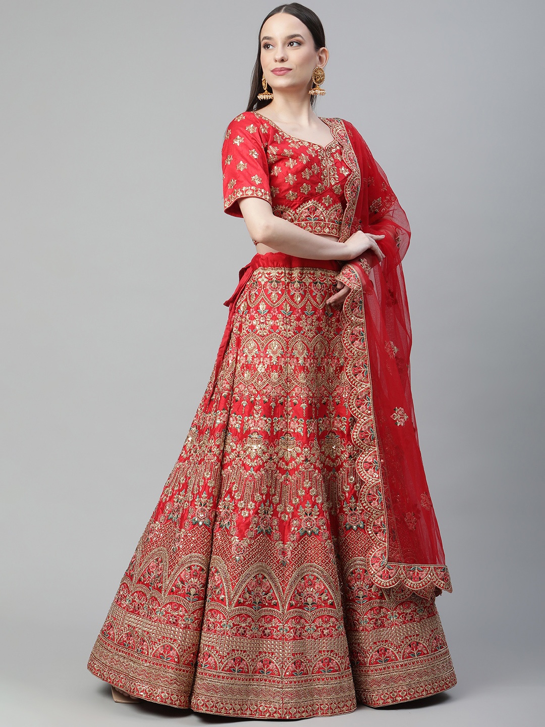 Readiprint Fashions Red Embroidered Sequinned Semi-Stitched Lehenga & Unstitched Blouse With Dupatta
Readiprint Fashions Red Embroidered Sequinned Semi-Stitched Lehenga & Unstitched Blouse With Dupatta