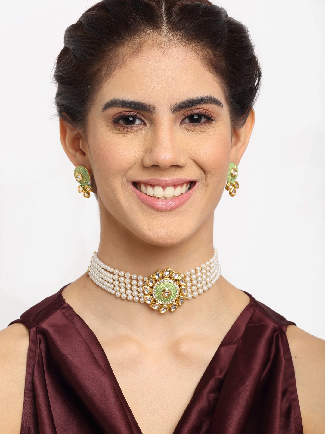 NEUDIS Gold-Plated White & Green Kundan-Studded & Pearl Beaded Handcrafted Jewellery Set
NEUDIS Gold-Plated White & Green Kundan-Studded & Pearl Beaded Handcrafted Jewellery Set
