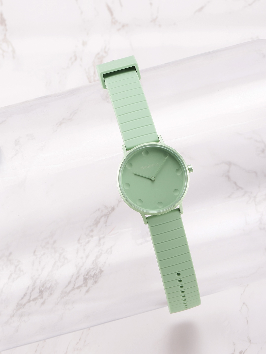 DressBerry Women Mint Green Dial & Textured Silicon Straps Analogue Watch MFB-PN-DK2856
DressBerry Women Mint Green Dial & Textured Silicon Straps Analogue Watch MFB-PN-DK2856