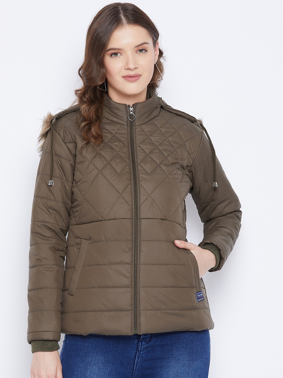 VERO AMORE Women Olive Green Solid Insulator Padded Hooded Jacket with Faux Fur Trim
VERO AMORE Women Olive Green Solid Insulator Padded Hooded Jacket with Faux Fur Trim
