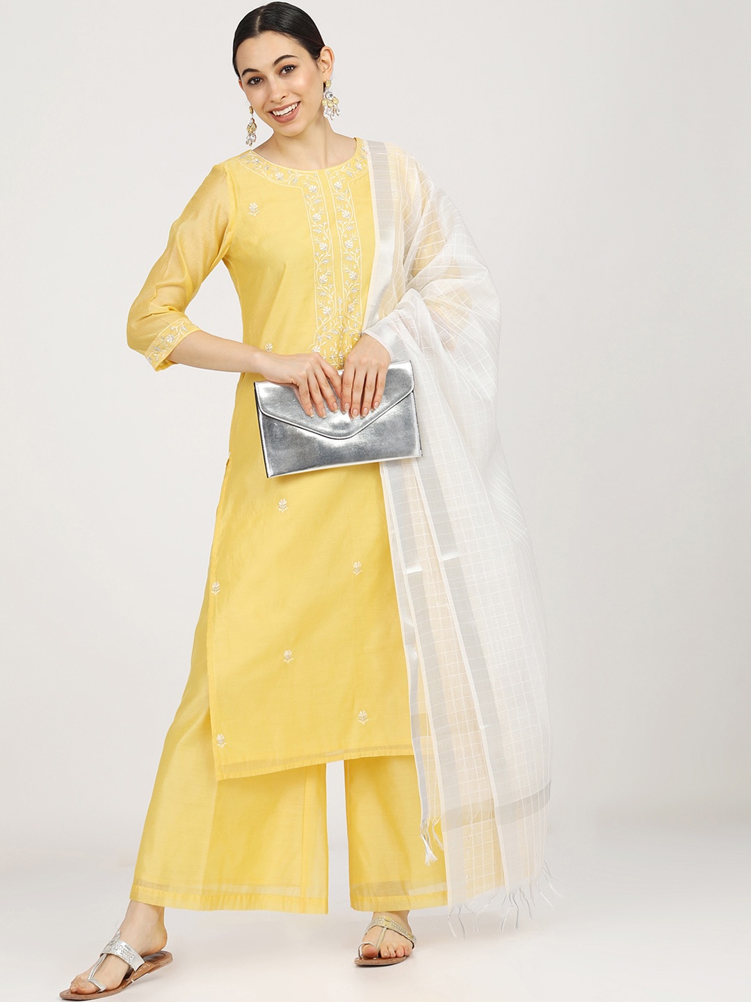 Vishudh Women Yellow Floral Embroidered Regular Thread Work Chanderi Cotton Kurta with Palazzos
Vishudh Women Yellow Floral Embroidered Regular Thread Work Chanderi Cotton Kurta with Palazzos