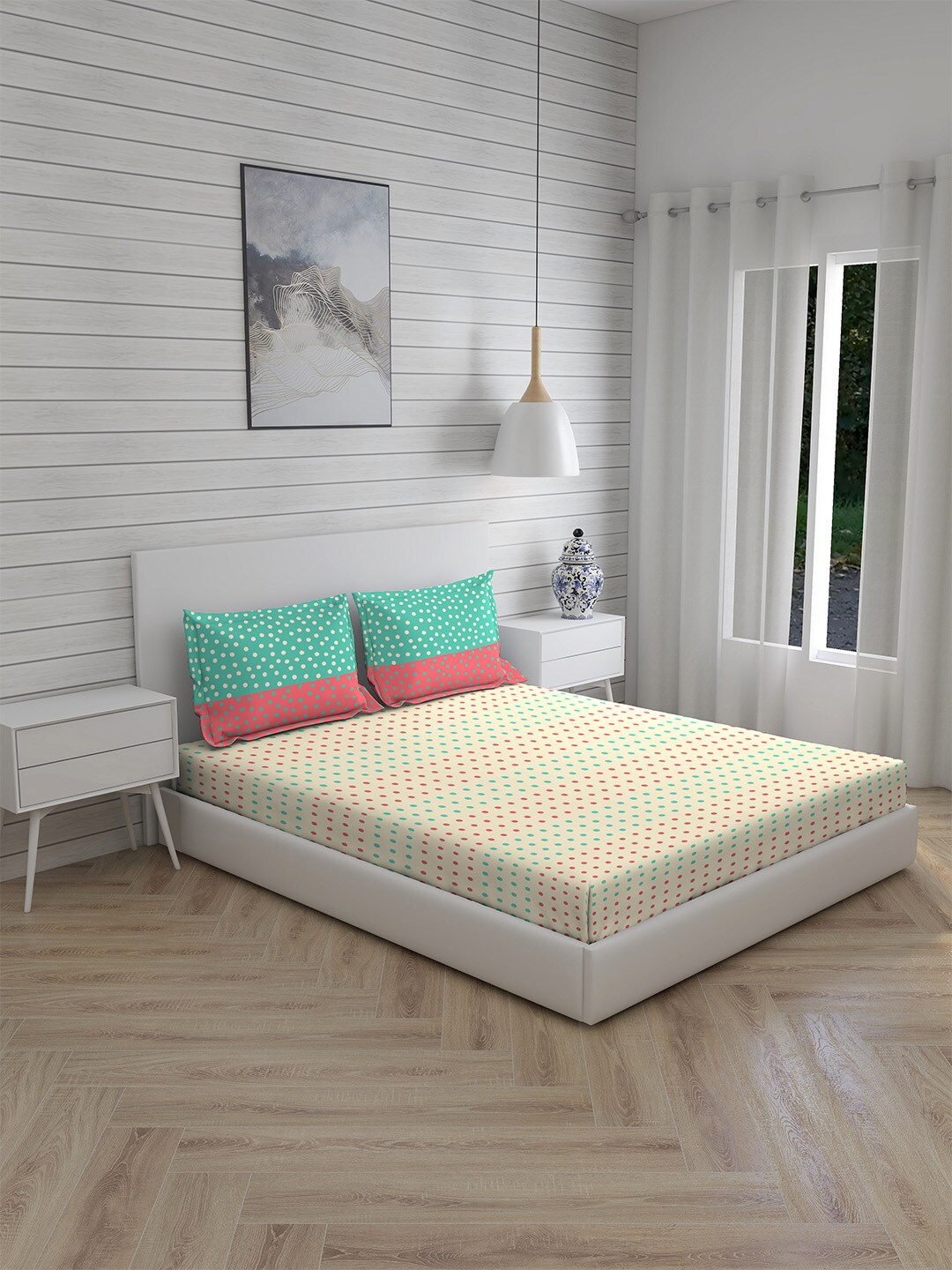 Boutique Living India Beige & Red Geometric 160 TC King Bedsheet with 2 Pillow Covers
Boutique Living India Beige & Red Geometric 160 TC King Bedsheet with 2 Pillow Covers