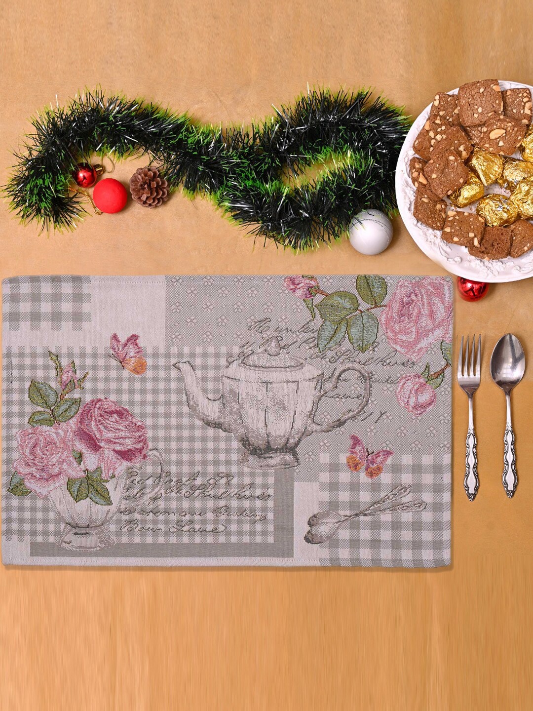 AVI Living Grey & Pink Set of 6 Polycotton Rectangular Table Placemats