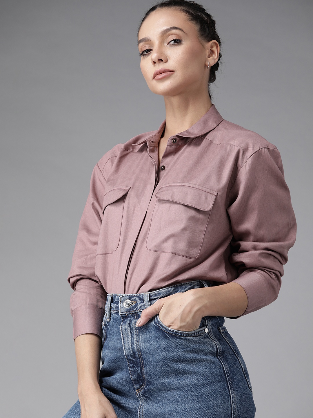 The Roadster Lifestyle Co. Solid Drop-Shoulder Cuffed Sleeves Pure Cotton Casual Shirt, Mauve
The Roadster Lifestyle Co. Solid Drop-Shoulder Cuffed Sleeves Pure Cotton Casual Shirt, Mauve