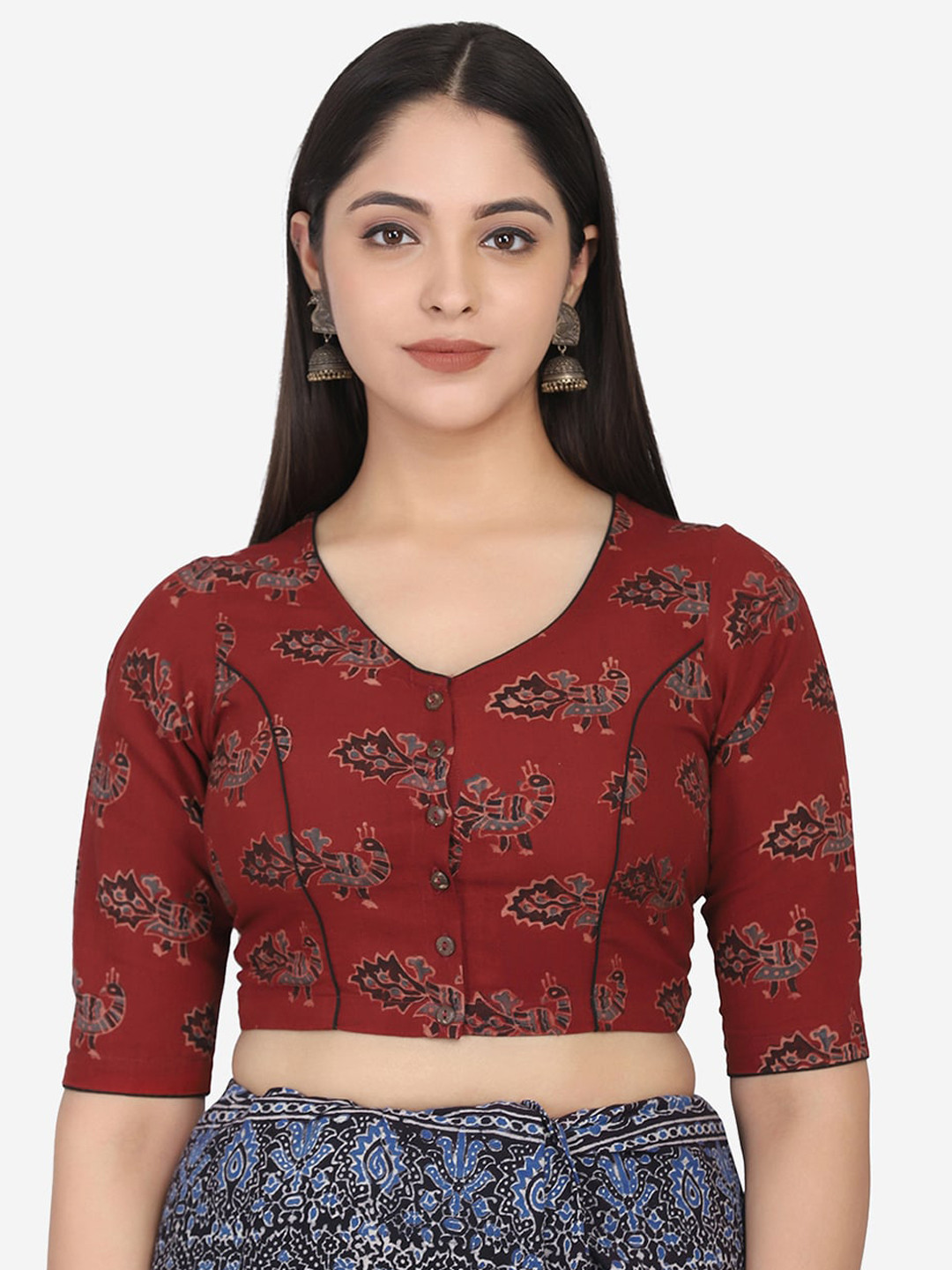 THE WEAVE TRAVELLER Women Maroon & Blue Printed Cotton Saree Blouse
THE WEAVE TRAVELLER Women Maroon & Blue Printed Cotton Saree Blouse