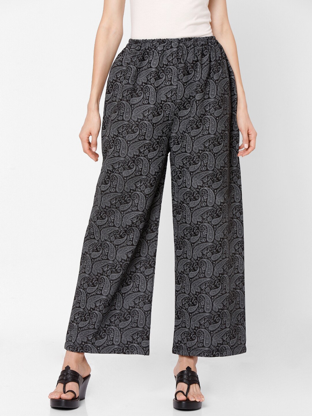 SALWAR STUDIO Women Black & Silver-Toned Ethnic Motifs Printed Pure Cotton Ethnic Palazzos
SALWAR STUDIO Women Black & Silver-Toned Ethnic Motifs Printed Pure Cotton Ethnic Palazzos