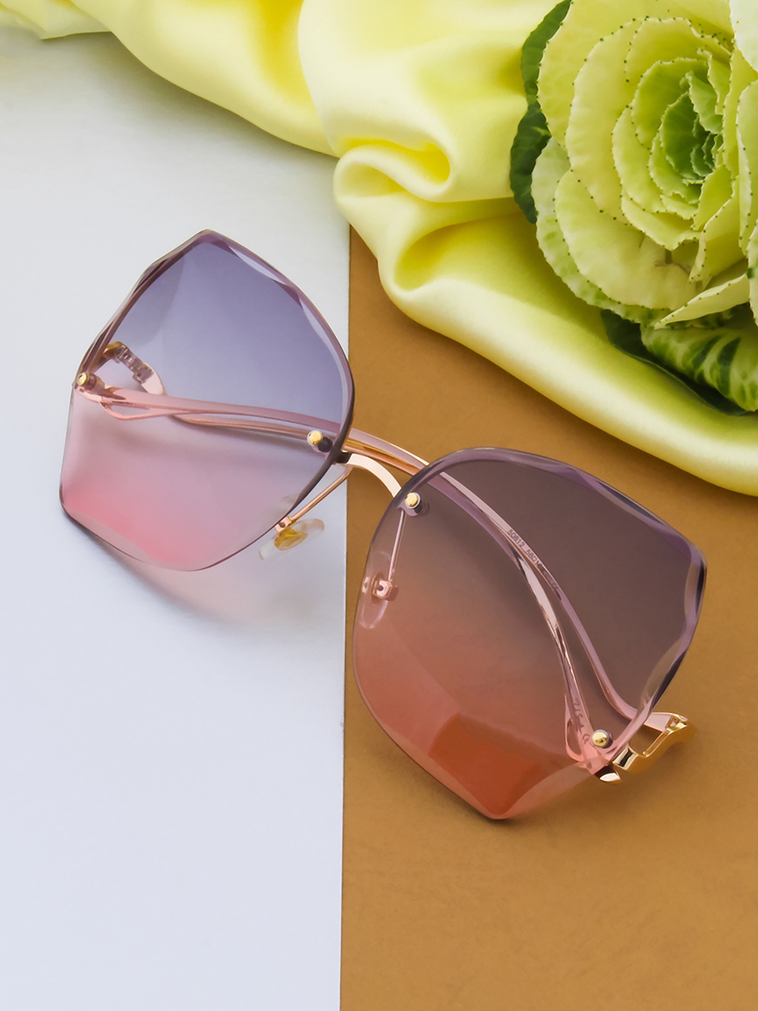 Ted Smith Unisex Pink Lens & Black Aviator Sunglasses with UV Protected Lens AVIMAST_C28
Ted Smith Unisex Pink Lens & Black Aviator Sunglasses with UV Protected Lens AVIMAST_C28