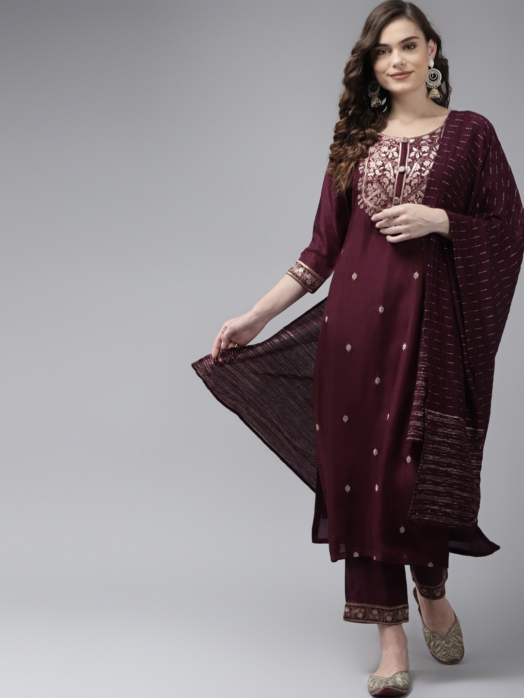 Indo Era Women Burgundy Ethnic Motifs Embroidered Regular Liva Kurta with Palazzos & With Dupatta
Indo Era Women Burgundy Ethnic Motifs Embroidered Regular Liva Kurta with Palazzos & With Dupatta