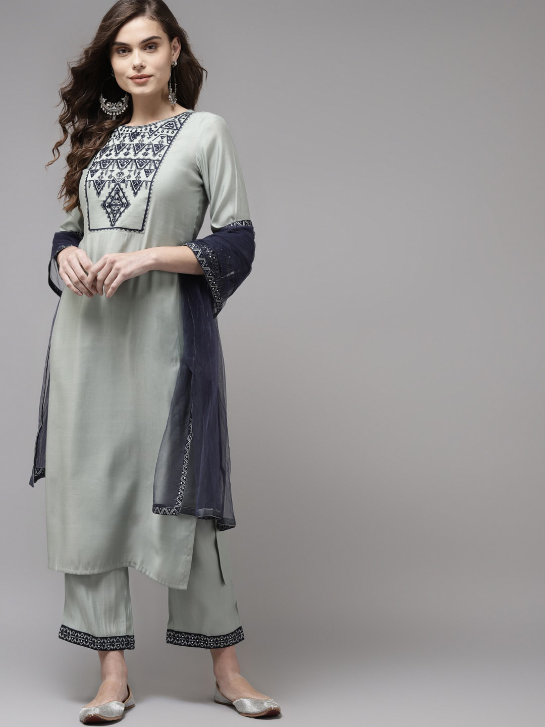 Indo Era Women Grey Ethnic Motifs Yoke Design Regular Kurta with Trousers & Dupatta
Indo Era Women Grey Ethnic Motifs Yoke Design Regular Kurta with Trousers & Dupatta