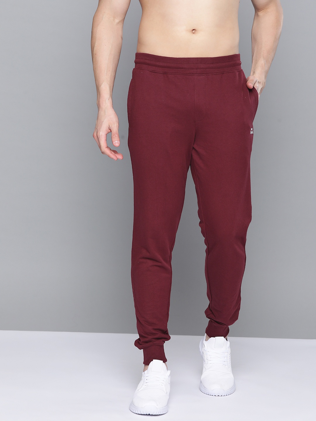 Slazenger Men Maroon Solid Joggers