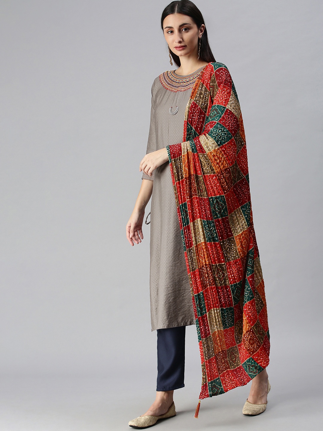 SheWill Women Grey Hand Embroidered Mirror Work Kurta with Trousers & Bandhani Dupatta
SheWill Women Grey Hand Embroidered Mirror Work Kurta with Trousers & Bandhani Dupatta