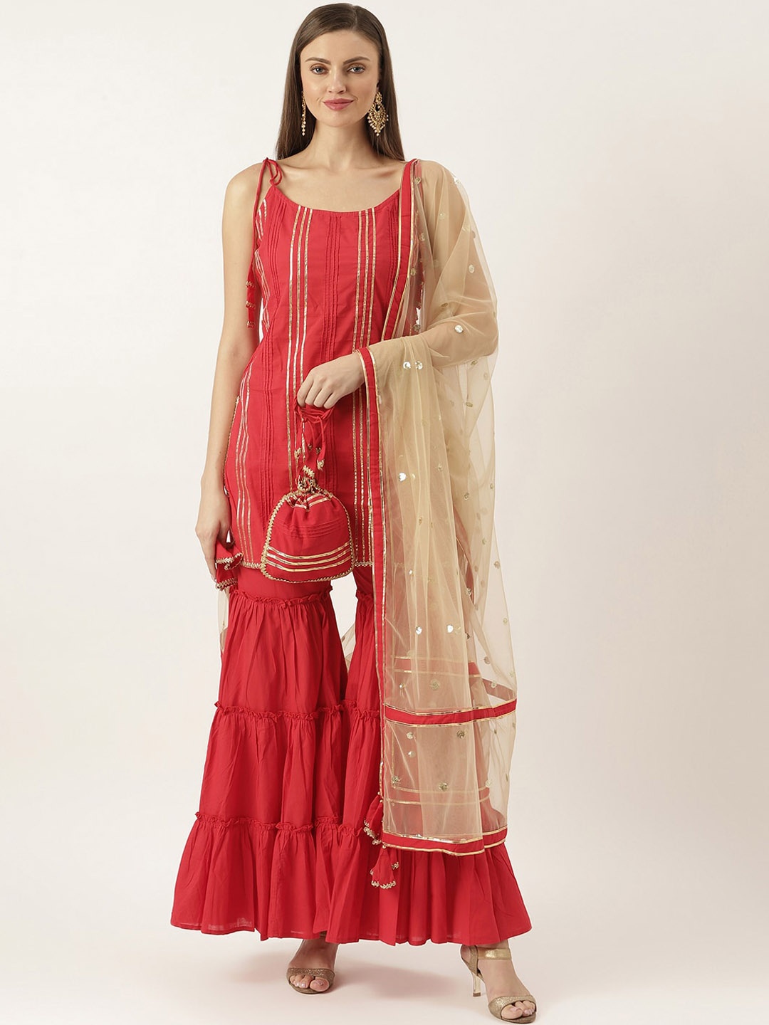 Lavanya The Label Women Red Ethnic Motifs Striped Regular Gotta Patti Pure Silk Kurti with Sharara & With
Lavanya The Label Women Red Ethnic Motifs Striped Regular Gotta Patti Pure Silk Kurti with Sharara & With